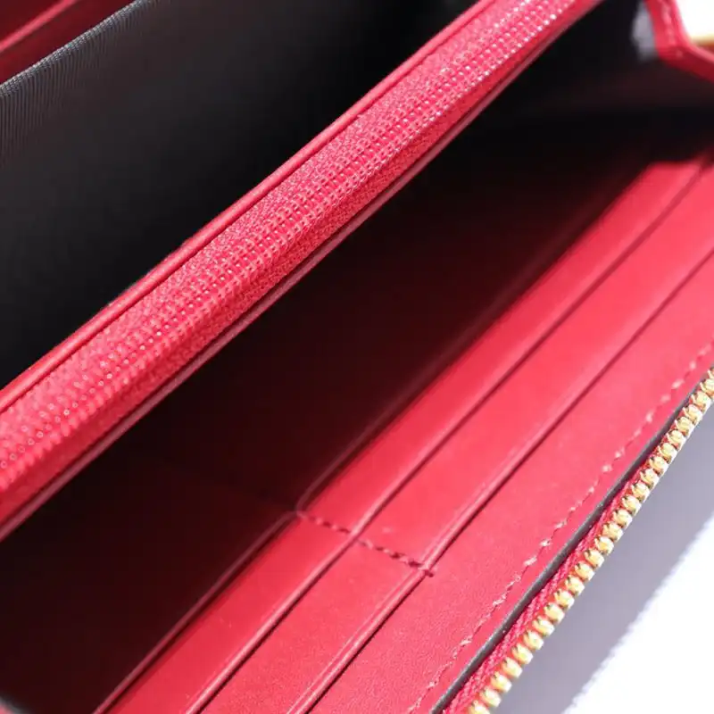 G*u*i brand handbags zip around wallet 1904g0012