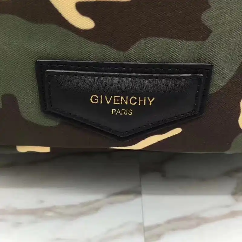 Givenchy Bags 1906BB0185