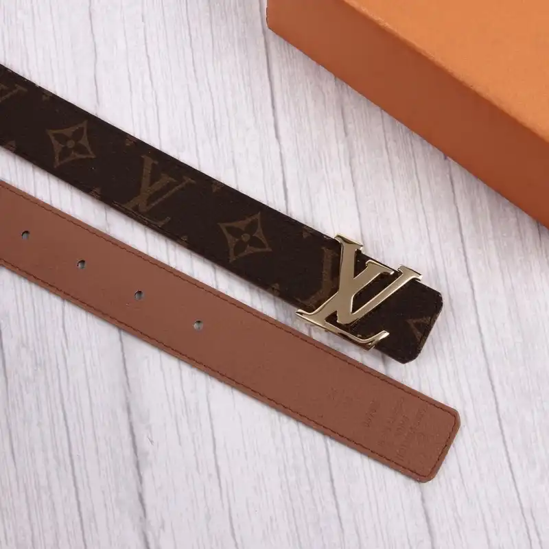 LV s Belte 1911X0015