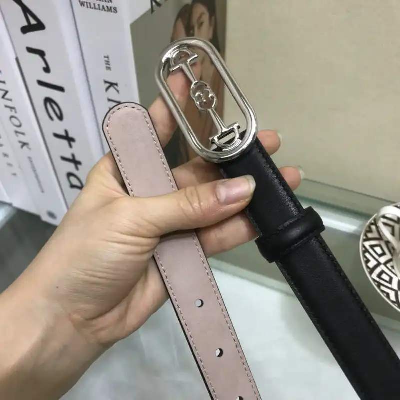 G*u*i s belt 2009xf0084