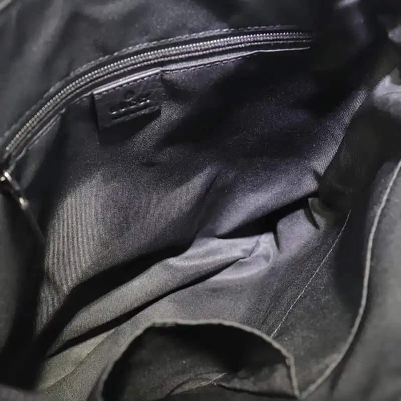 G*u*i messenger bags 19gm0051