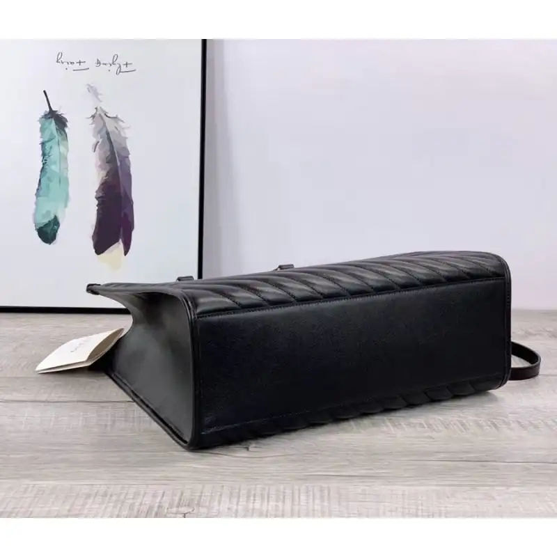 G*u*i bags 208b570054