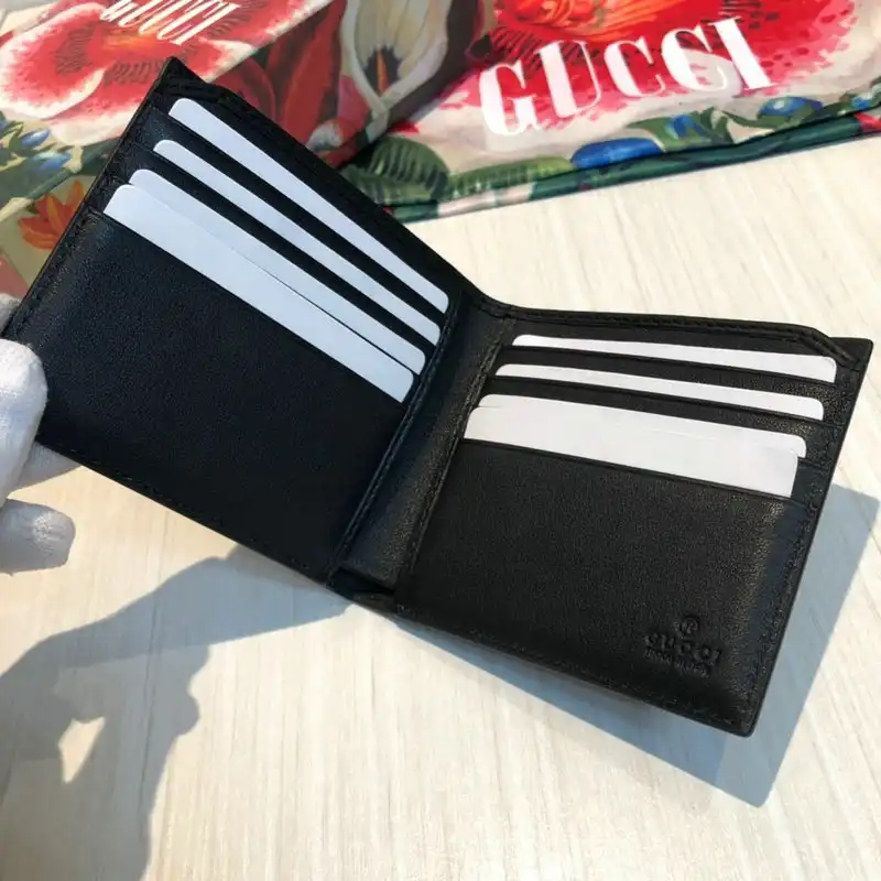 G*u*i bags 20guc0067