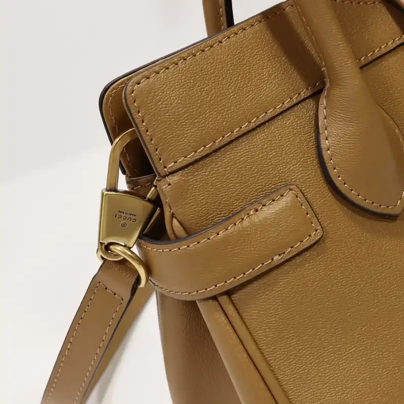 G*u*i s bags 2108dj0032