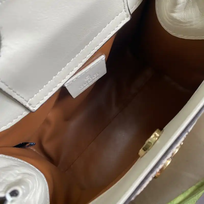 G*u*i s bags 2108ya0019