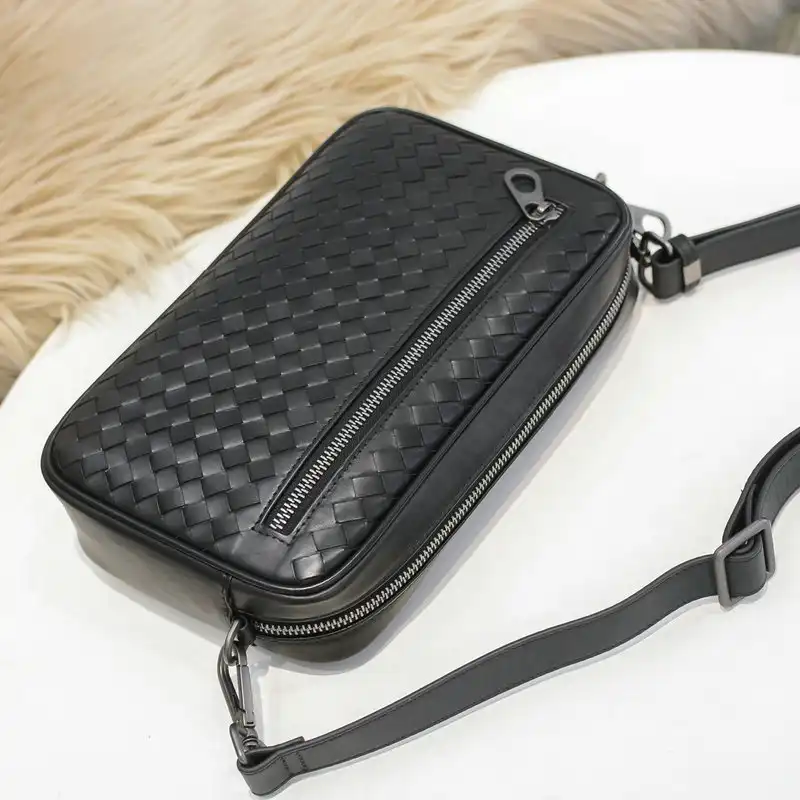 Bottega Veneta Bags 2111YZ0021