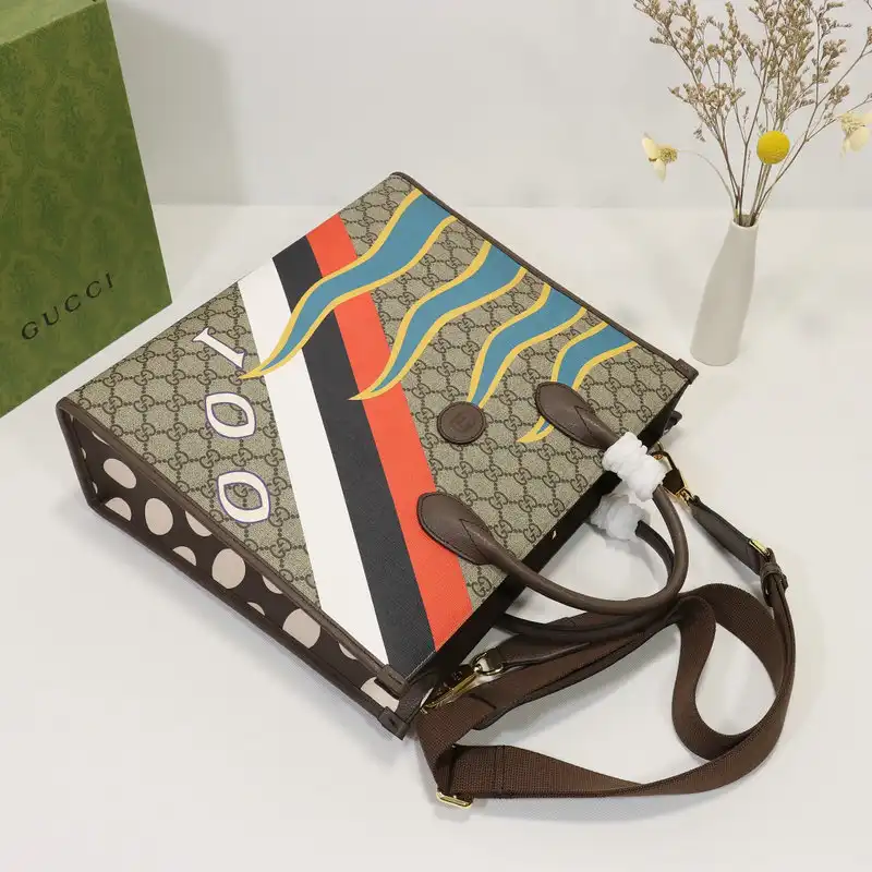 G*u*i bag 2112dj0040