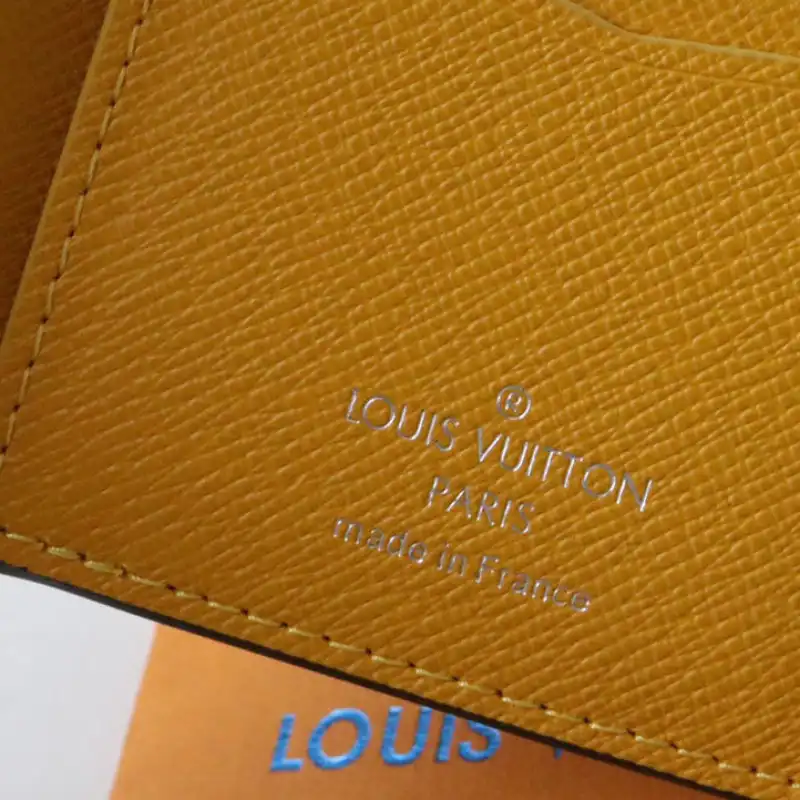 LV Bag 2204DJ0005
