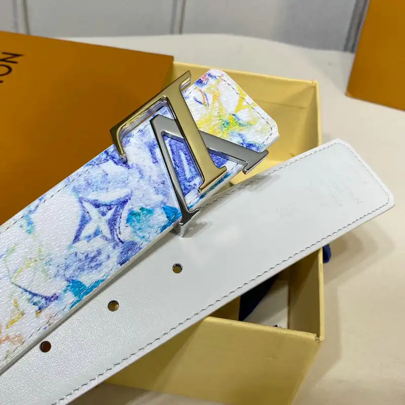 LV Belts 2204XA0233