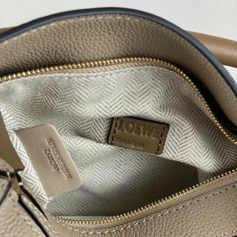 Loewe Bag 2209SW0008