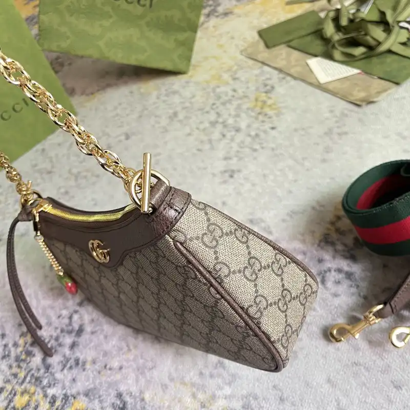 G*u*i bag 2301dj0008