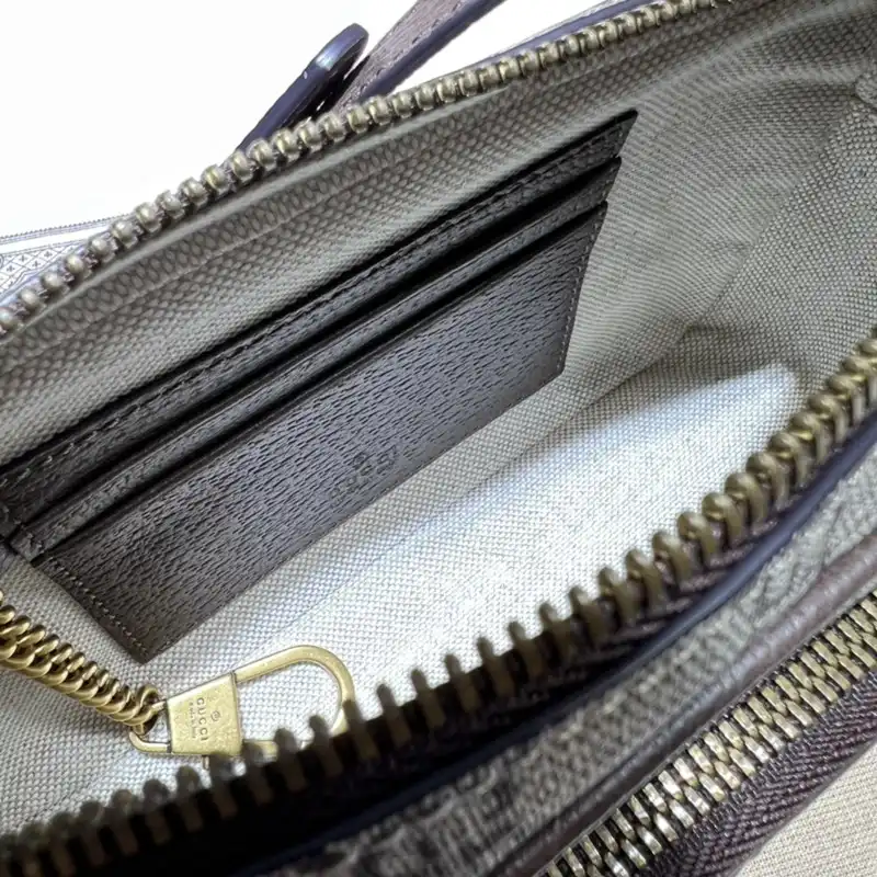 G*u*i bag 2304ya0151