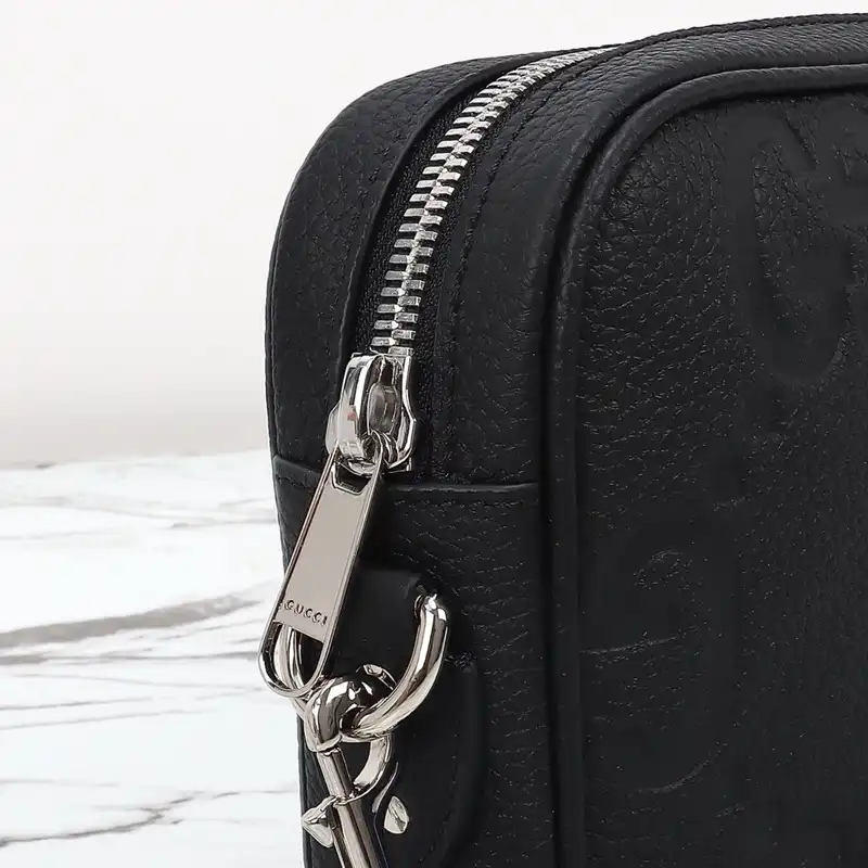 G*u*i bags 2411ya0199