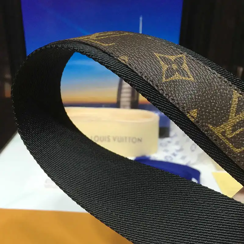 LV s Belts 19BL0080