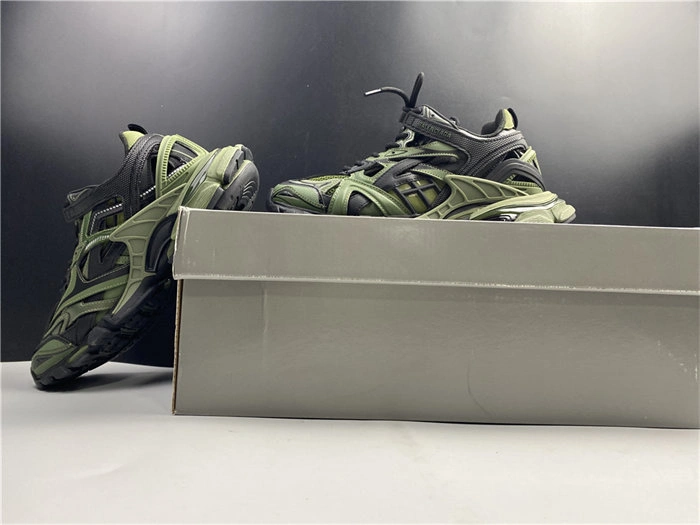 Efficient BLCG Track.2 Khaki  568614 W3AE1 4520