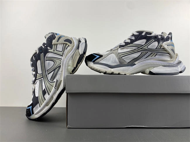 TechFriendly Balenciaga  772774-W3RNY- 4294