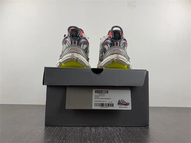 Sophisticated Balenciaga 677403-W3RB6- 4318