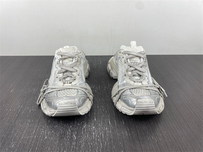 Balenciaga 742672 W3XL1 Chic 4386