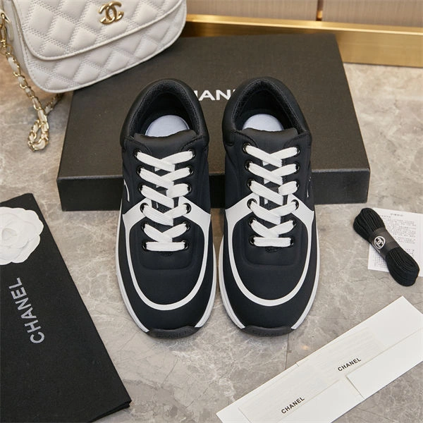 Lightweight Chanal Sneakers 2232
