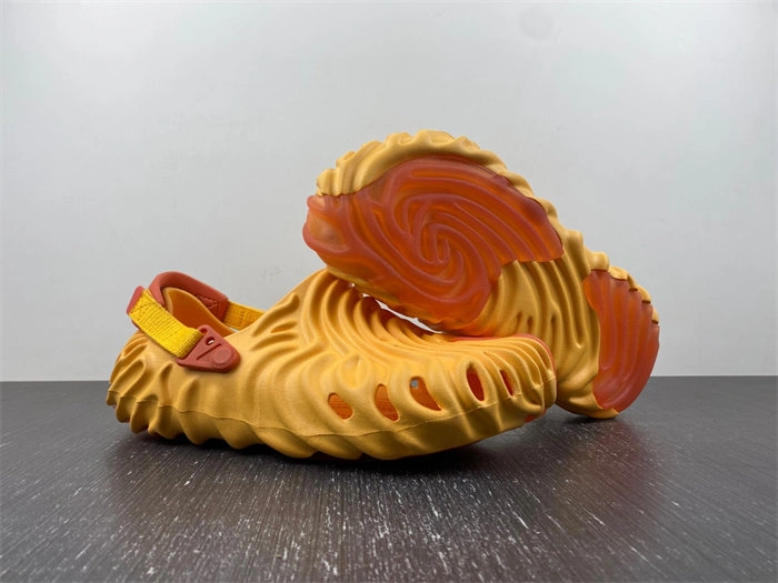 Crocs Pollex Clog by Salehe Bembury Cobbler 207393- SoftTouch 5594