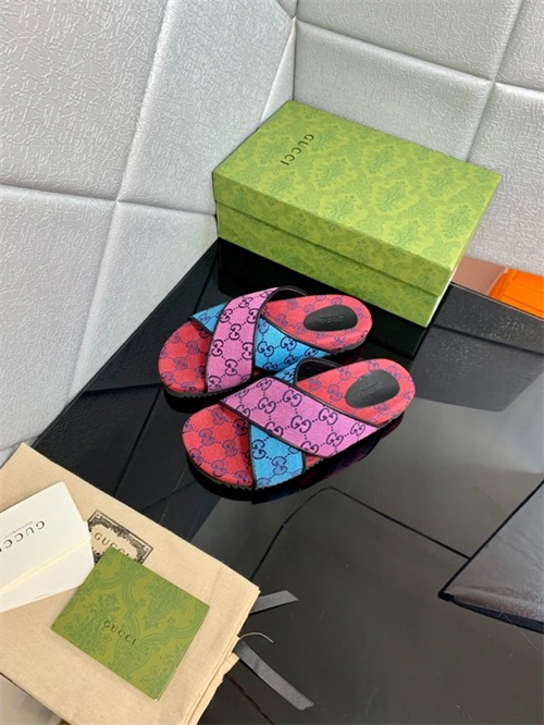 Comfortable Gocci Slipper 5746