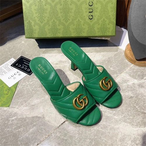 WellDesigned Gocci Slipper 5611