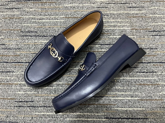 G*u*i loafer chic 335
