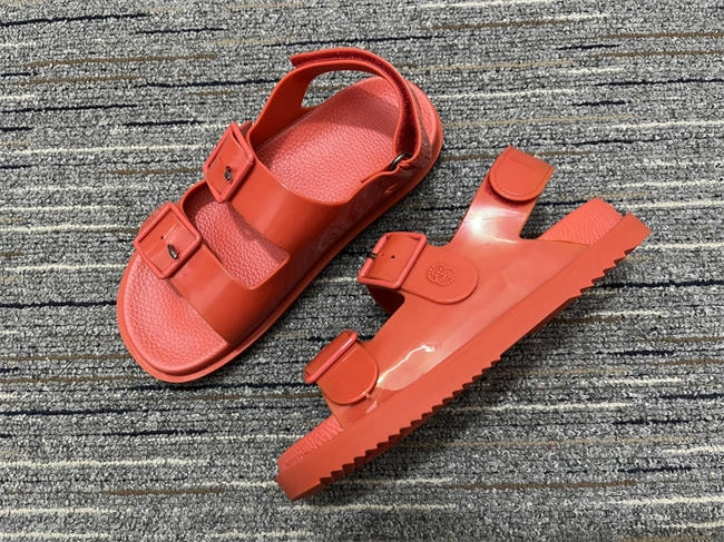 stretchable G*u*i sandals 360