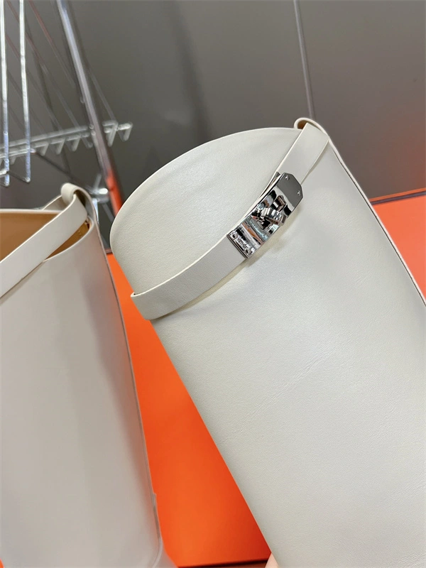 Youthful H Boot 2412