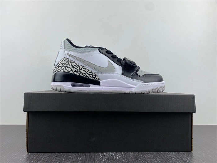 Vibrant Jordan Legacy 312 Low Light Smoke Grey CD7069- 4199