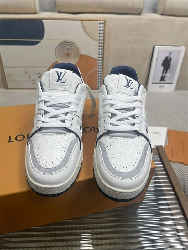 LV Comfortable 1765