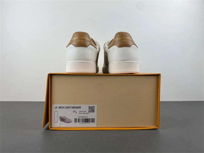 TravelReady Louis Vuitton trainer 1648