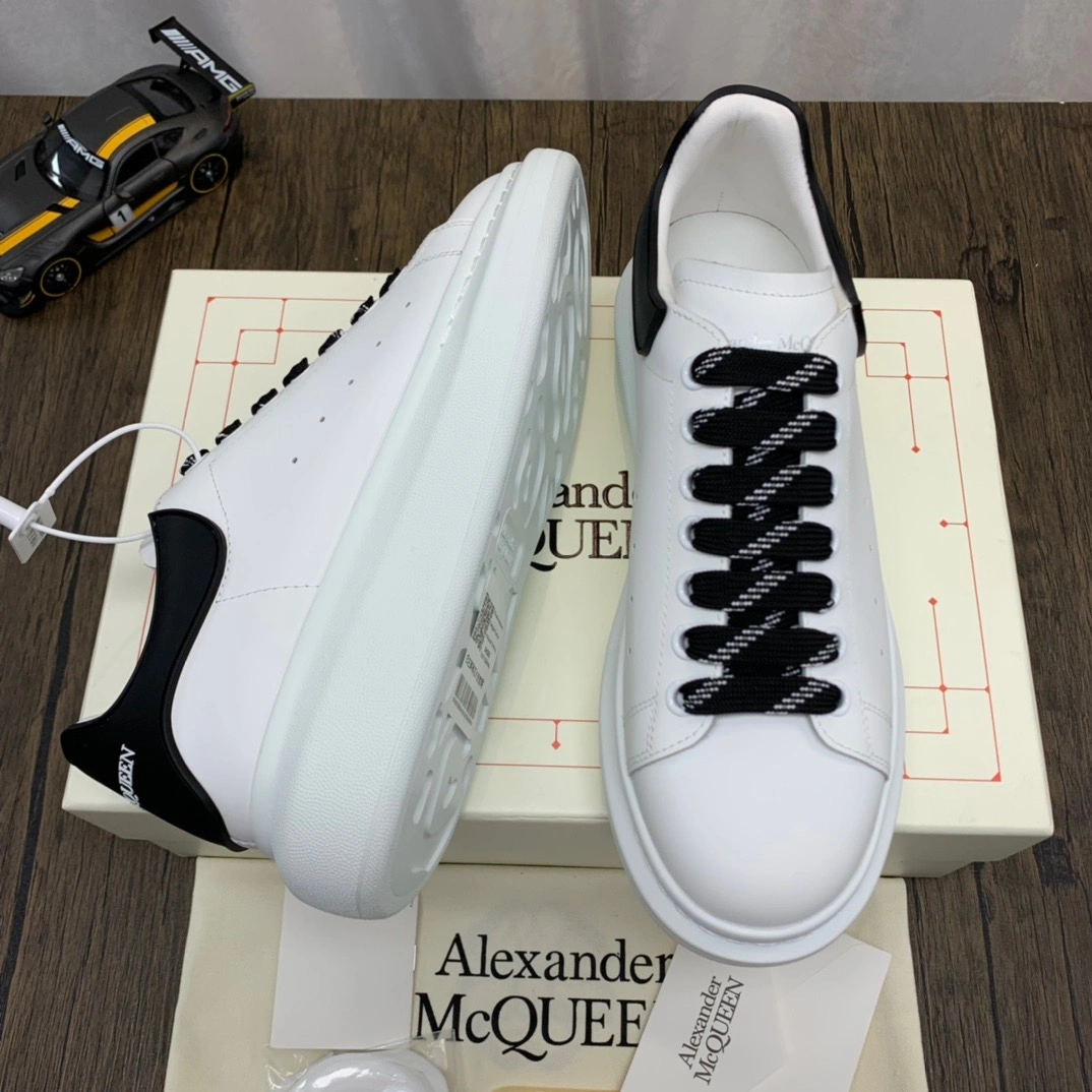 EyeCatching McQuen White Black Laces 621056WHXMT 2498