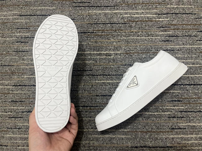 Prada Leather Sneaker Fashionable 3312