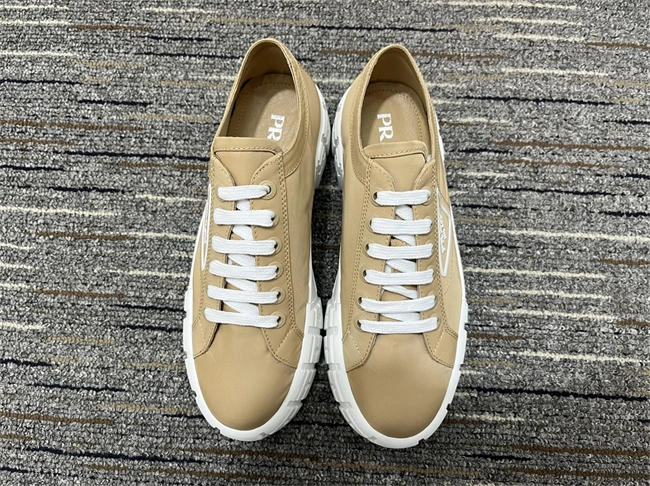Prada Sneaker Women Stylish 3399